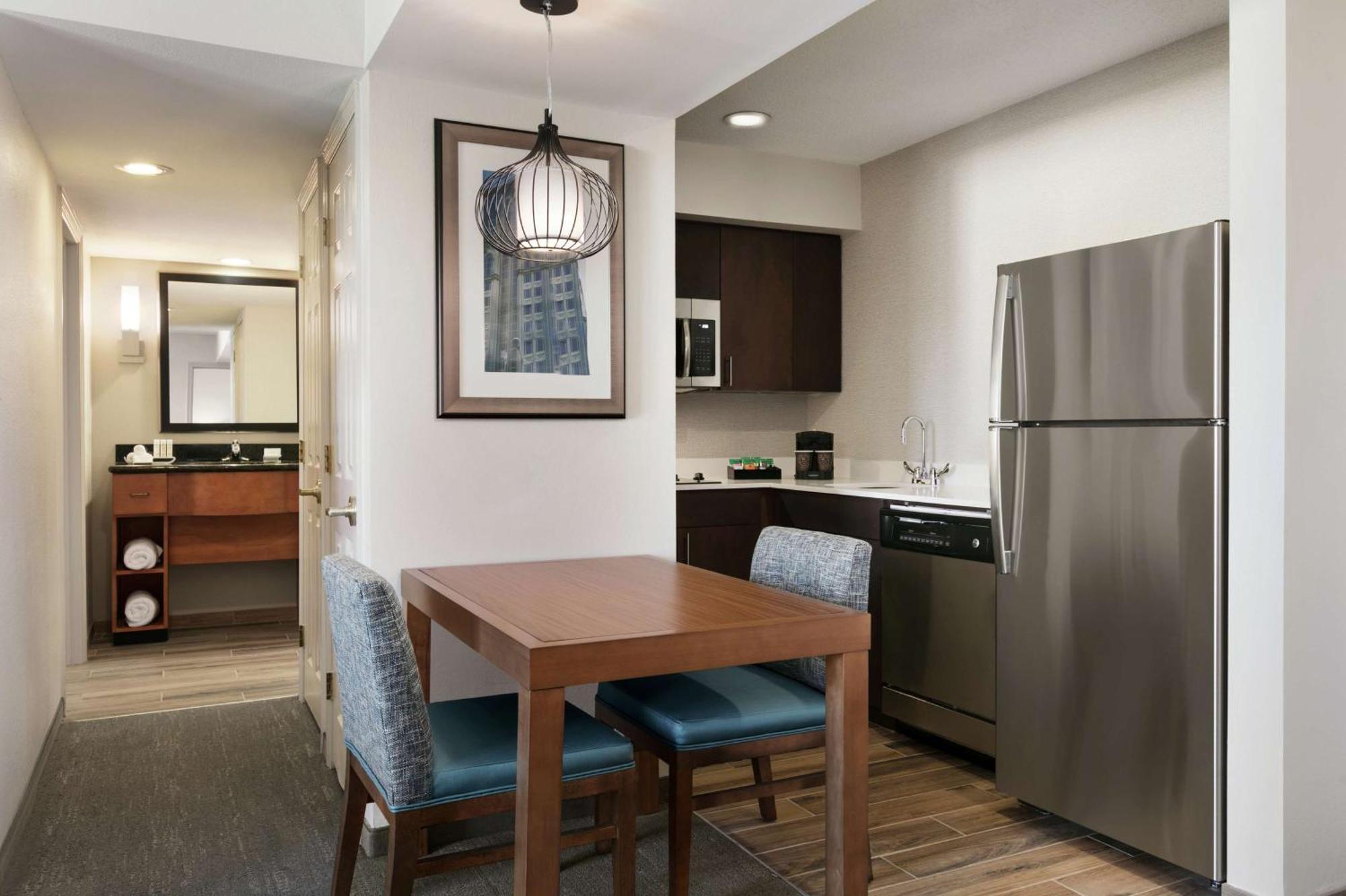 Homewood Suites By Hilton Kansas City Airport Extérieur photo