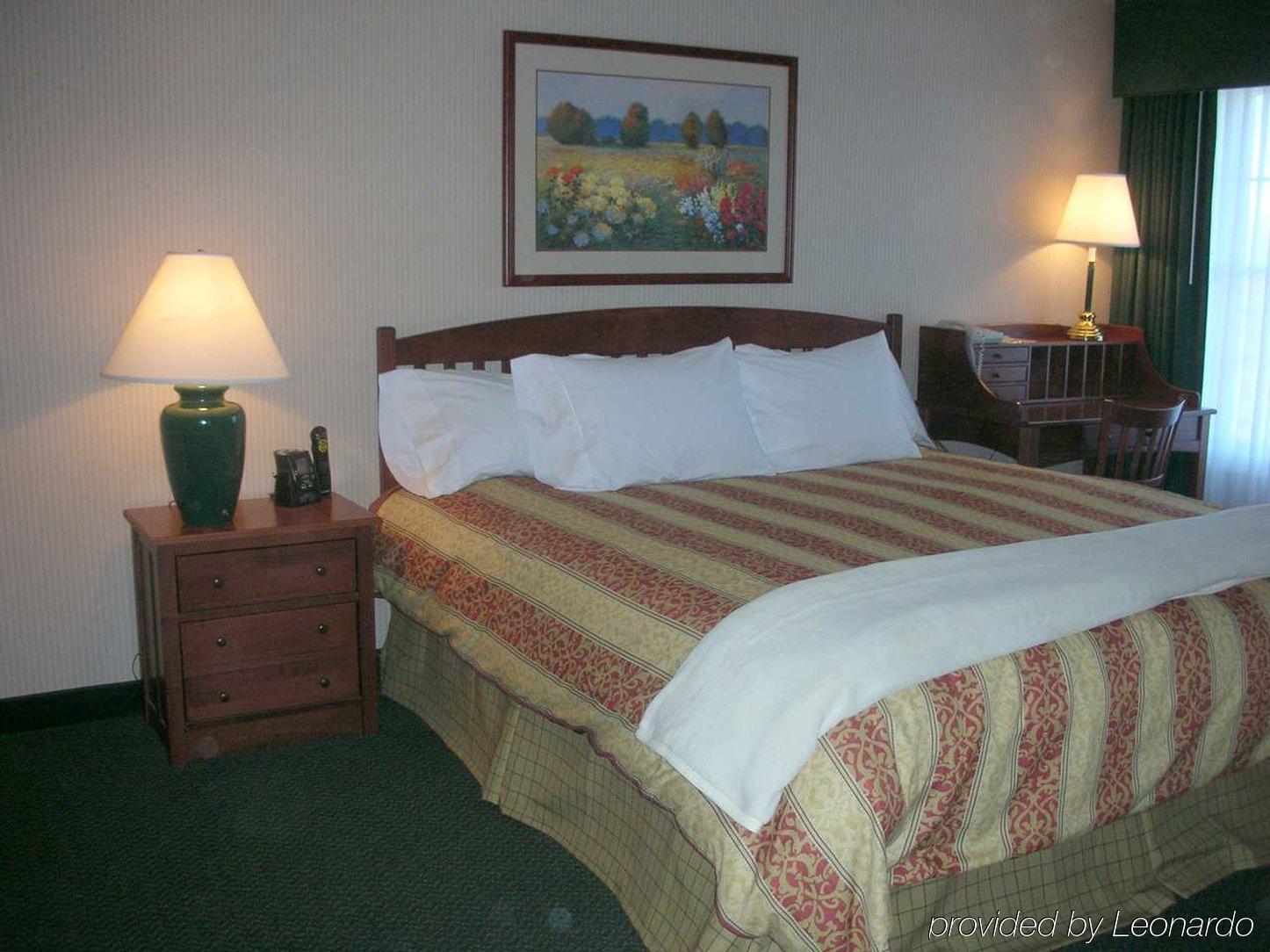 Homewood Suites By Hilton Kansas City Airport Chambre photo